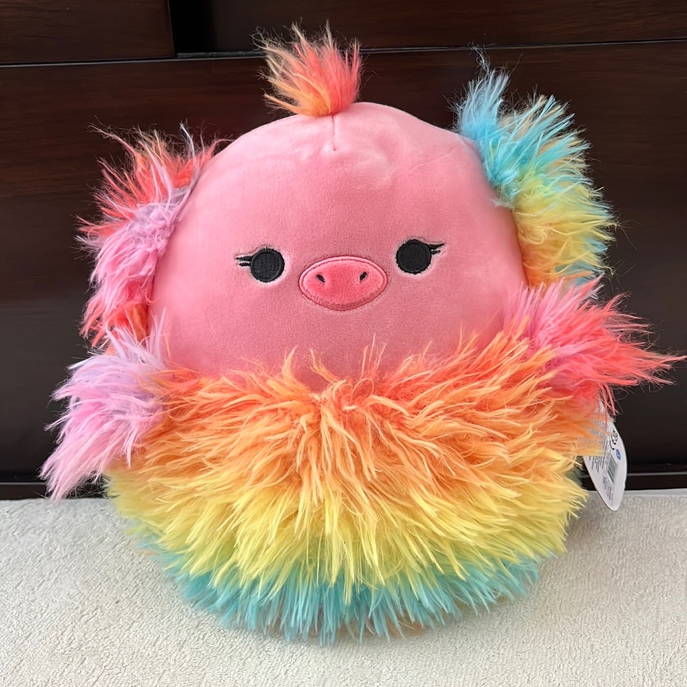 Elda Squishmallow